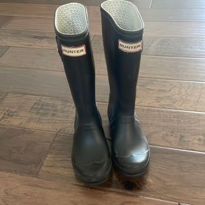 Kids black matte Hunter boots